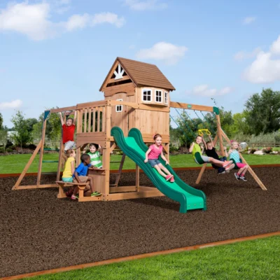 Parque de madera infantil