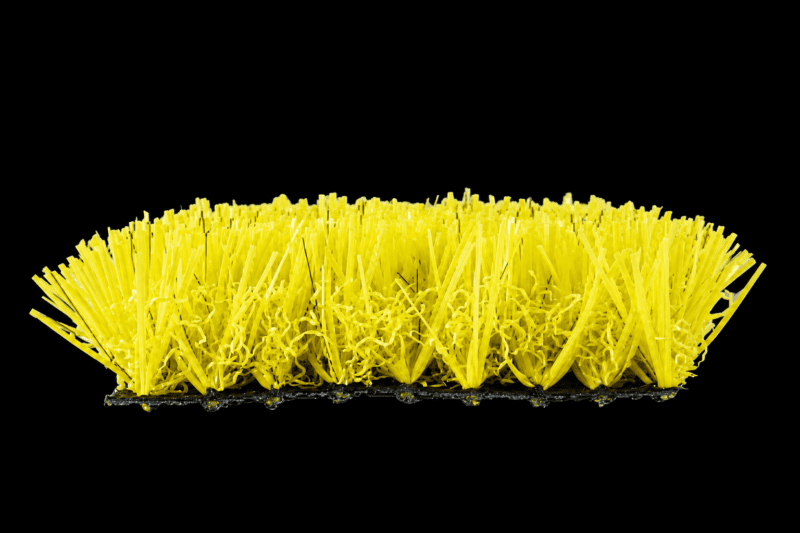 Césped Artificial Amarillo De Alta Resistencia Y Diseño Premium I 26,80€ M² - Kora Habitat Cesped artificial amarillo